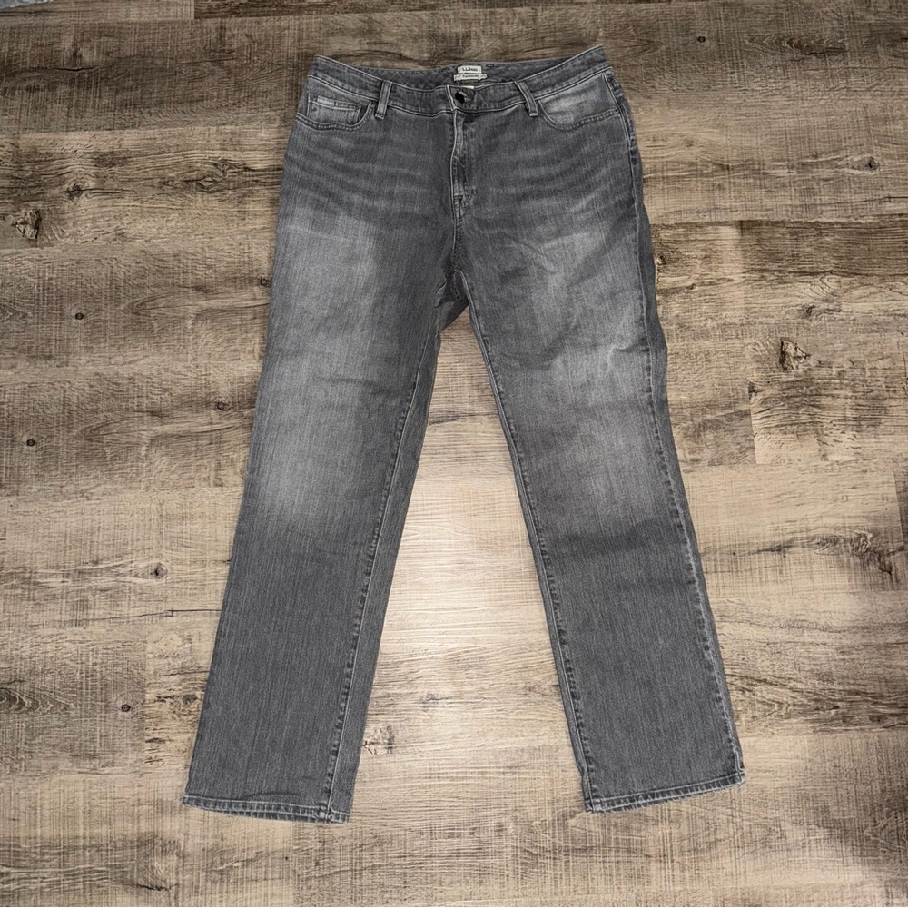 LL Bean Favorite Fit Jean, Straight leg 16 MT
